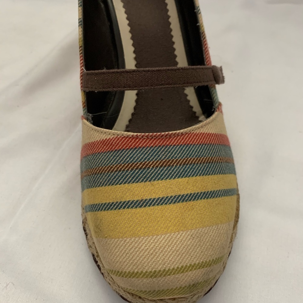 Dexter Striped Multi-Color Wedge Esprillandas - Picture 2 of 10